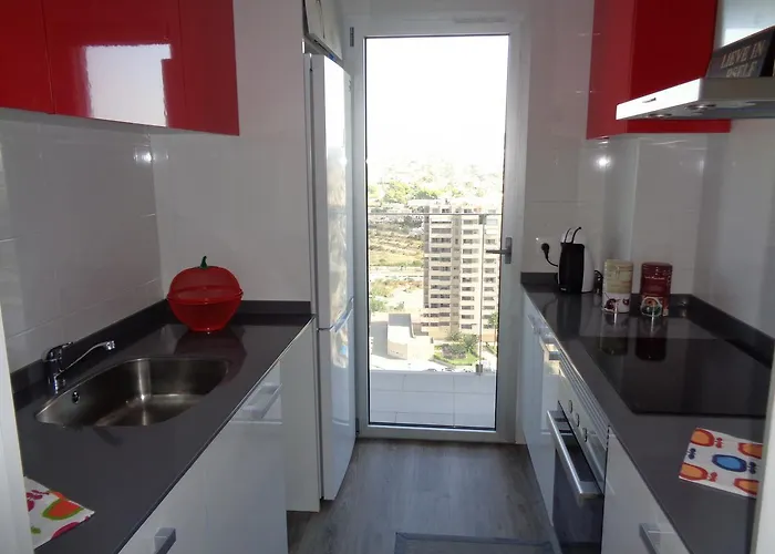 Edificio Mirador De * Κάλπε